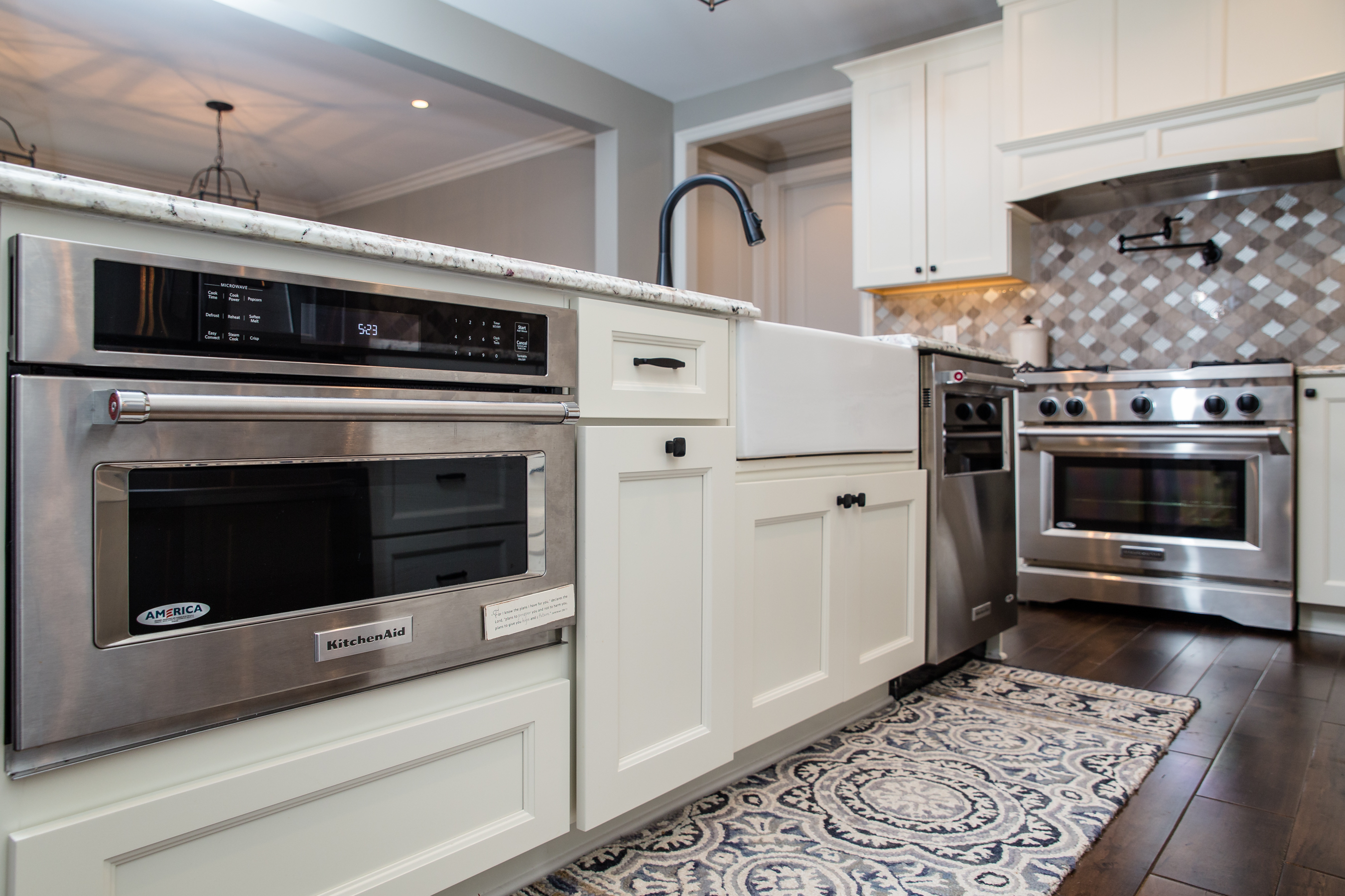 Woodline Building Company Project: Two-Story Craftsman Kitchen Island