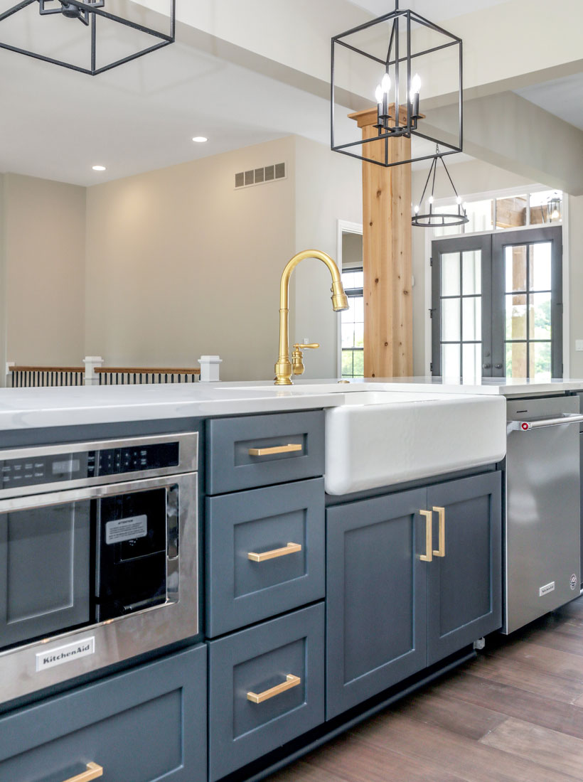 Woodline Building Company Project: Contemporary Farmhouse Interior Kitchen Island Close Up