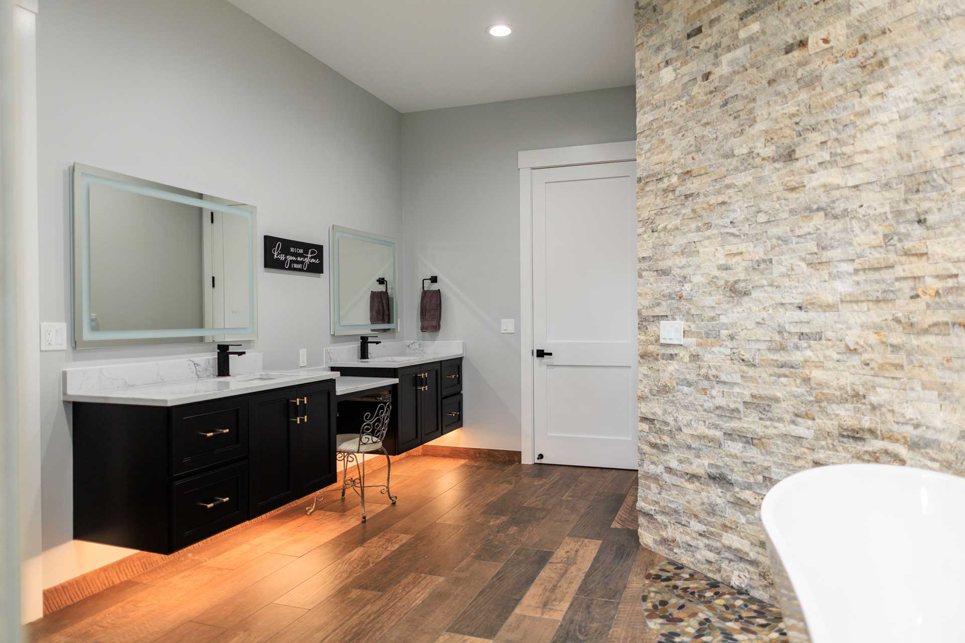 Woodline Building Company Modern Lakefront Lake Nepessing Lapeer, Michigan Bathroom Vanity
