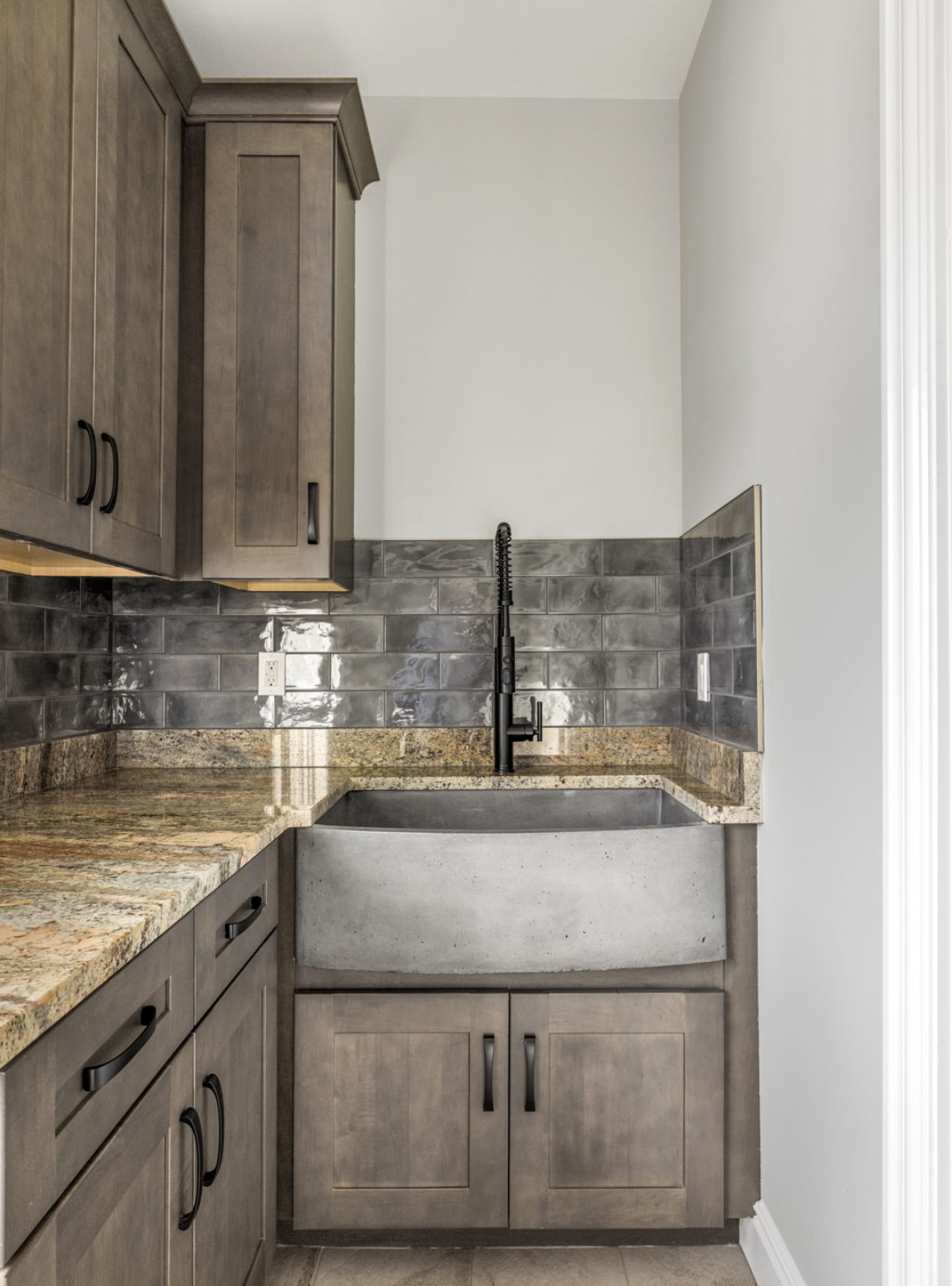 Woodline Building Company Project: Brick Ranch Interior Laundry Room